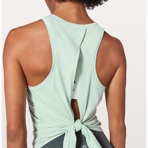 Lululemon backless tank “all tied up tank”